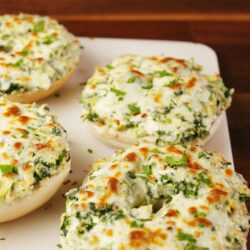 Cheesy Spinach-Artichoke Bagels