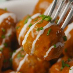 Slow-Cooker Buffalo Chicken Meatballs